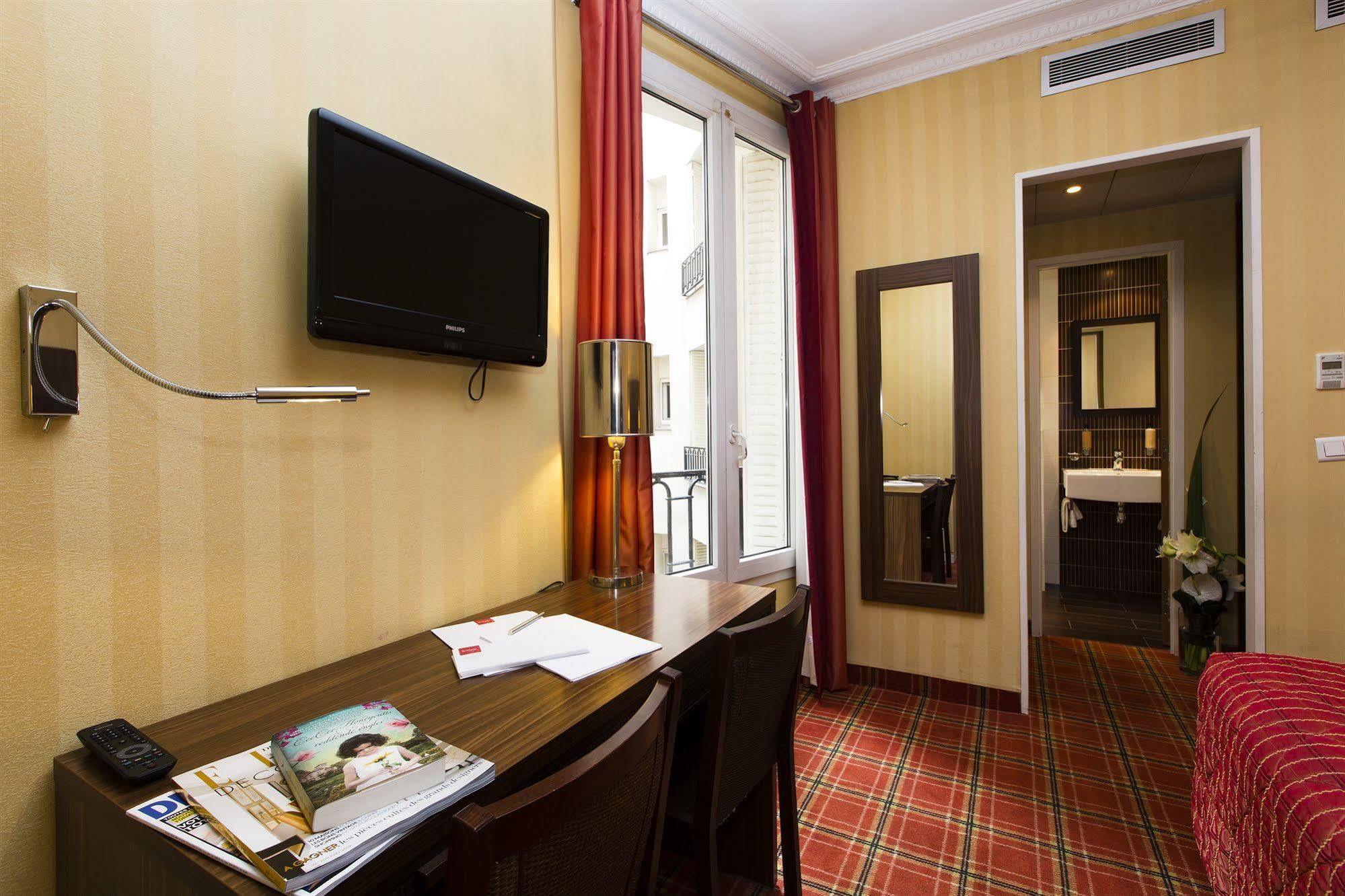 Hotel Brittany Paris Luaran gambar